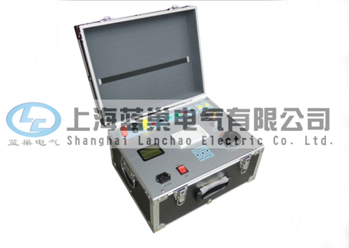 LCJB10A單相繼電保護測試儀是我公司在原有基礎上開發的高智能化、多功能繼電保護校驗儀器。單相繼電保護測試儀采用微電腦技術，由單片機、邏輯控制單元、交直流電流電壓輸出單元、高精度數據采集單元、LCD液晶顯示器、實時時鐘、打印機等組成，測量精度高，重復性好。LCJB10A型單相繼電保護測試儀還具有外形美觀，性能可靠，操作簡便，功能齊全等優點，是校驗繼電保護裝置理想的檢測儀器。
